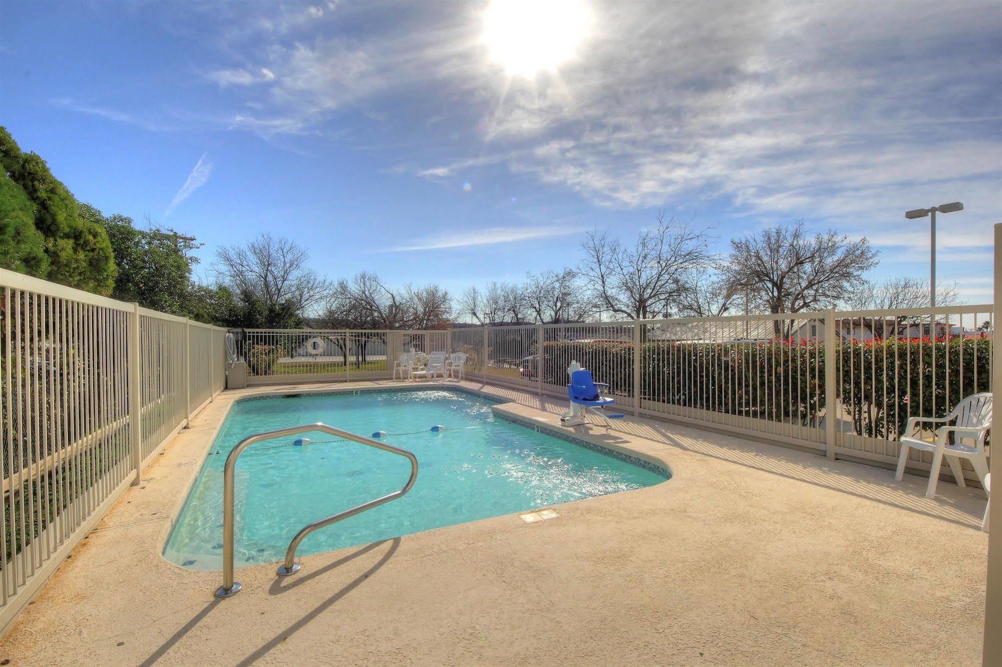 Motel 6-Kerrville, Tx Exterior photo